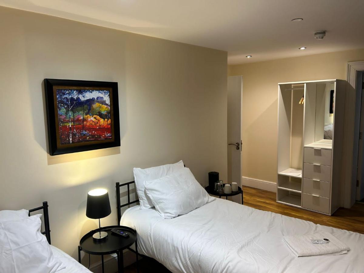 Twin Room With En-Suite EDI Eksteriør bilde